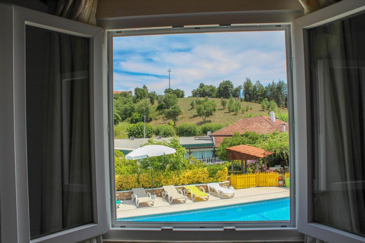 Hotel Quinta De Vale Escuro à Lousã Extérieur photo