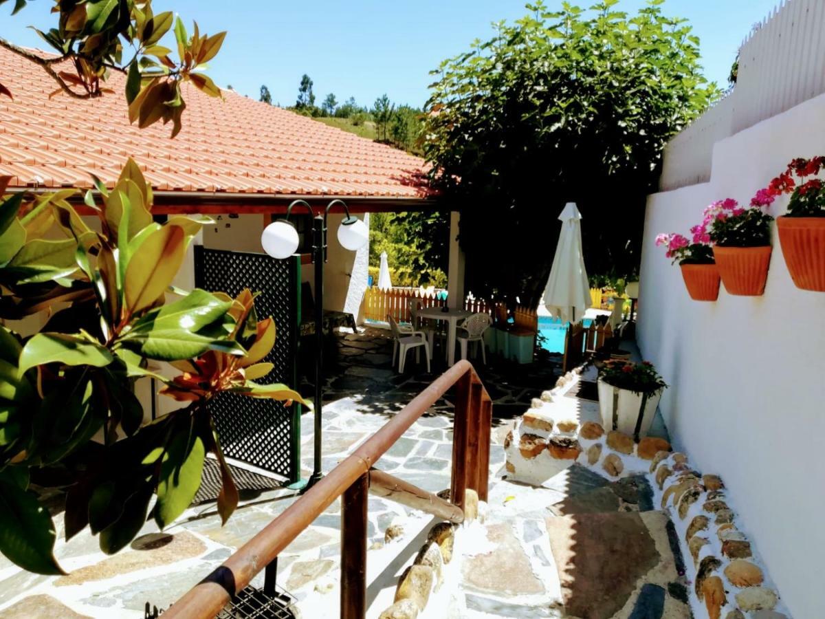 Hotel Quinta De Vale Escuro à Lousã Extérieur photo